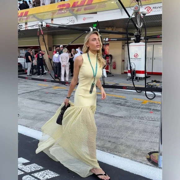 NWT HELSA Helsa Costanza Gown in butter yellow polka dot - Picture 9 of 17